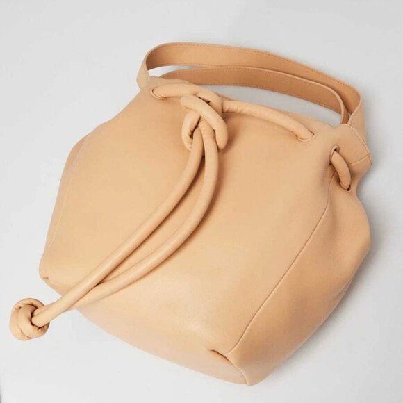 Bottega Veneta Beige Smooth Nappa Leather Beak Flap Bag - Picture 7 of 12